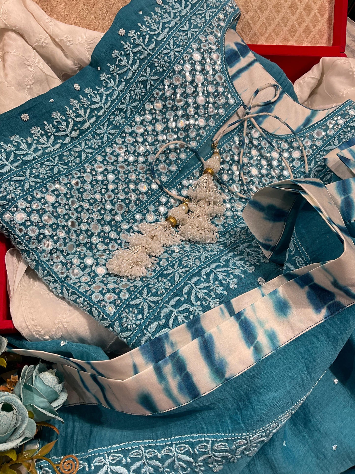 Summer Radiance – Elegant Malmal Chikankari Set with Mirror & Satin Accents