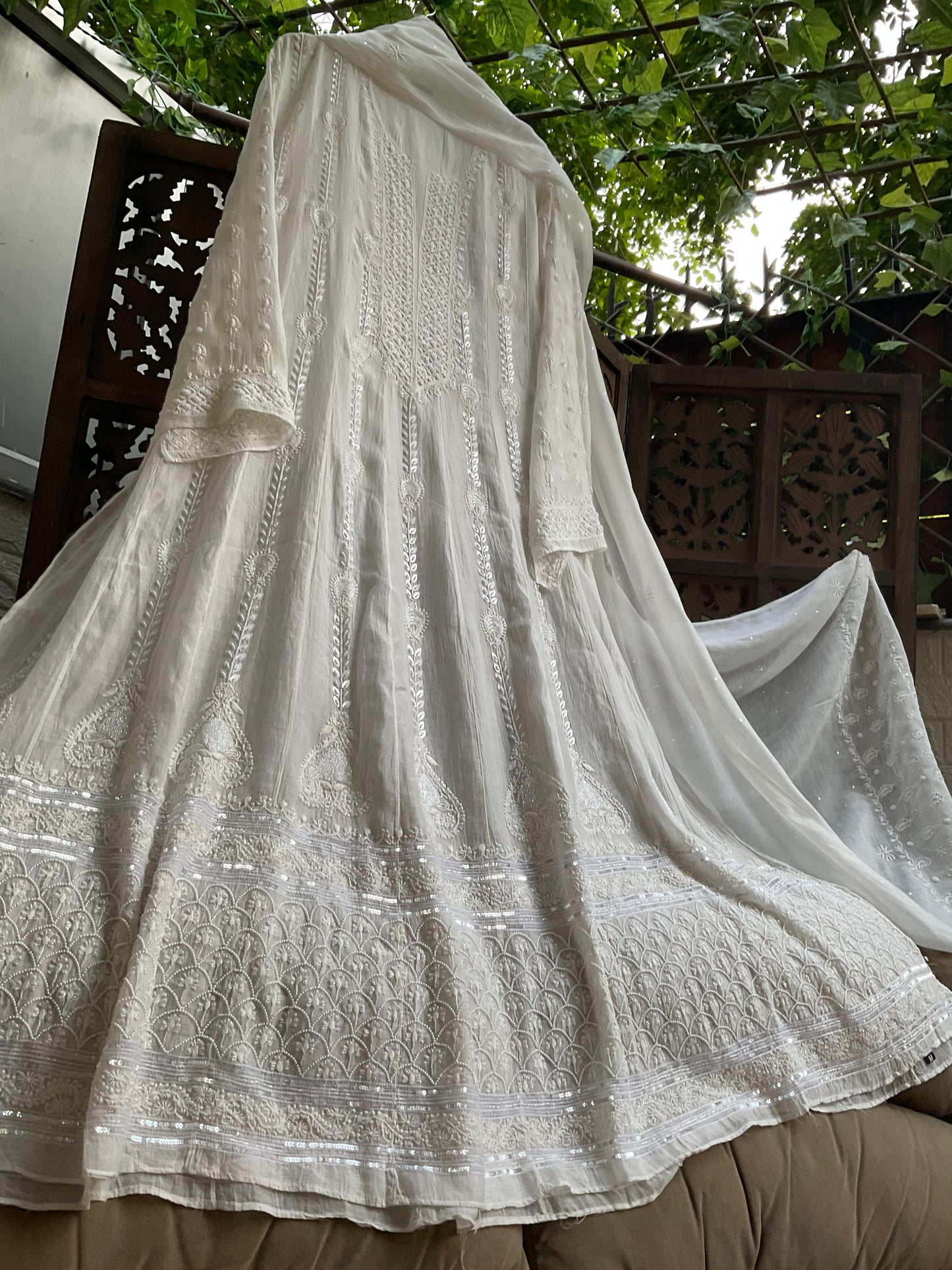 Graceful Glow – Mulmul Chanderi Anarkali Ensemble