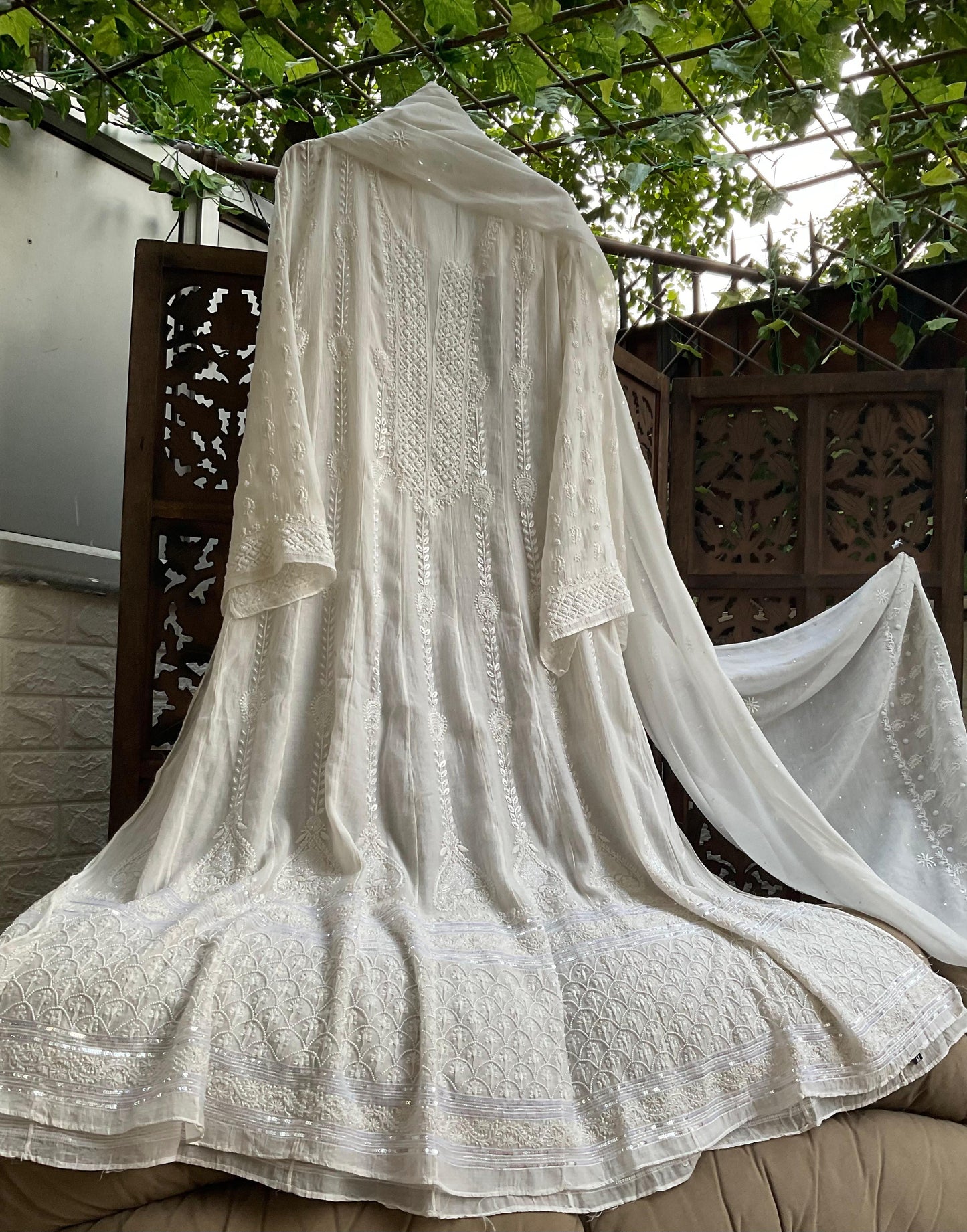 Graceful Glow – Mulmul Chanderi Anarkali Ensemble