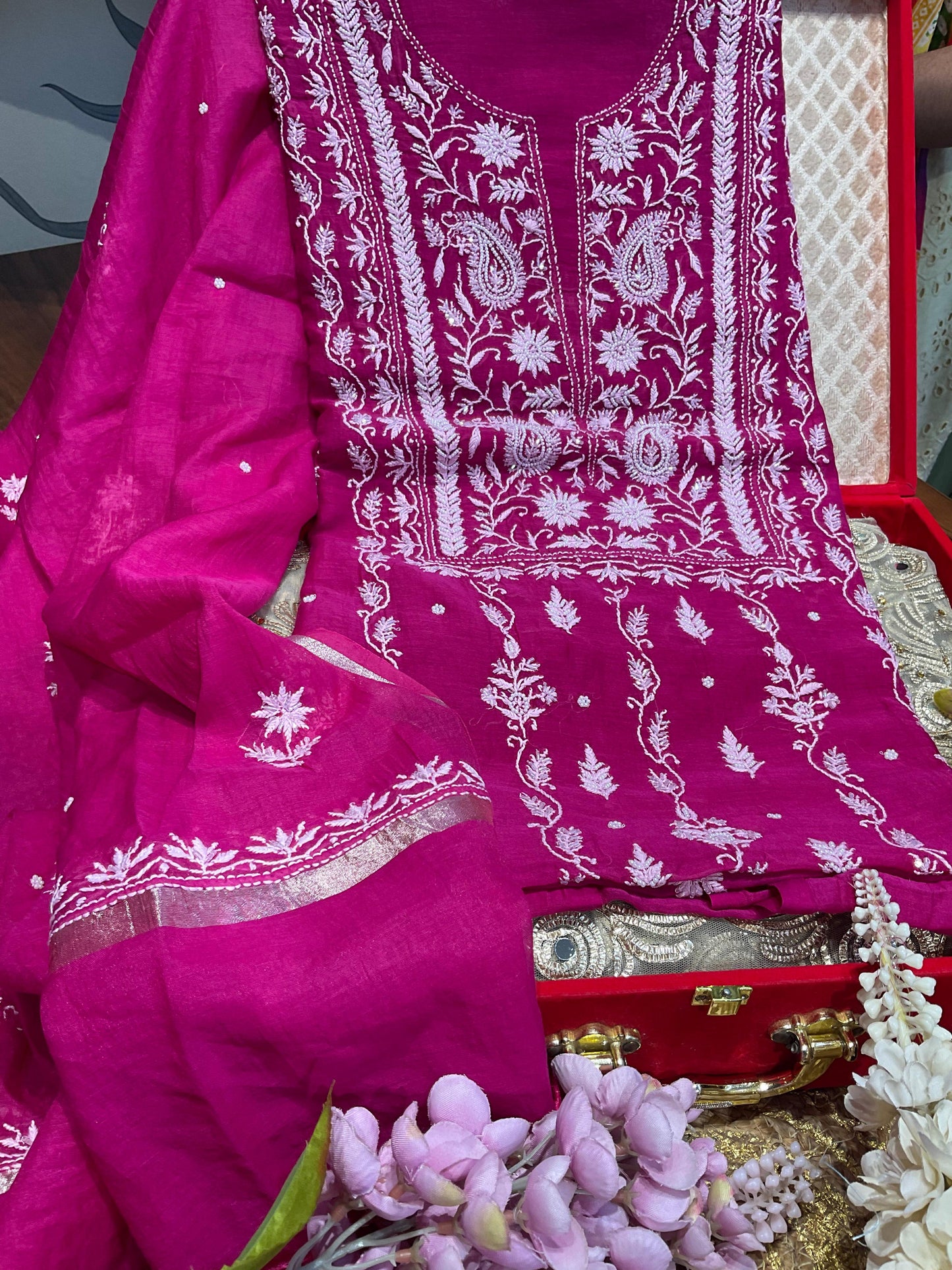 Mulmul Chikankari Kurta & Dupatta Set
