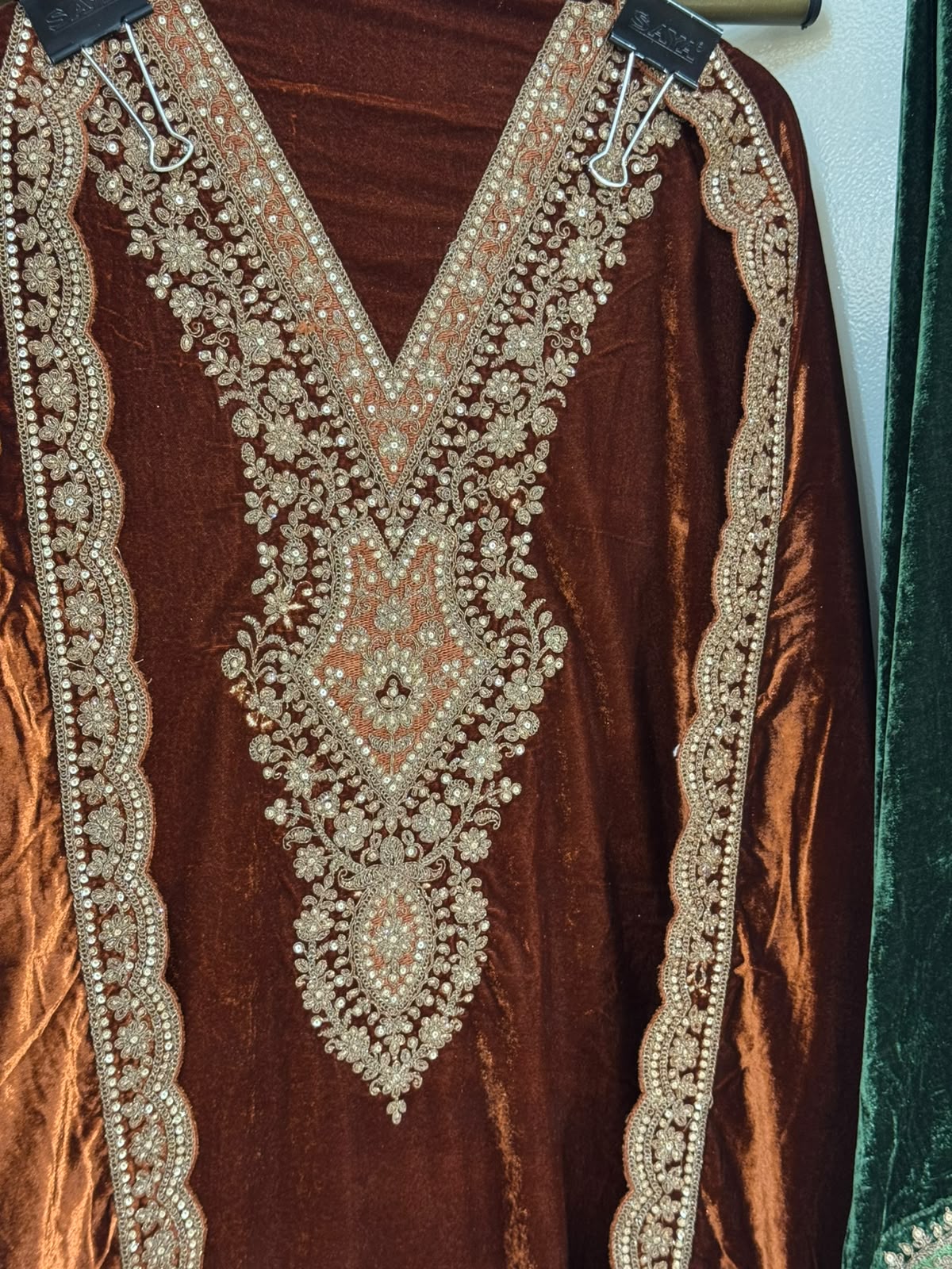 Velvet Suit Set with Dori & Zari Embroidery (Set of 3) (Unstitched)