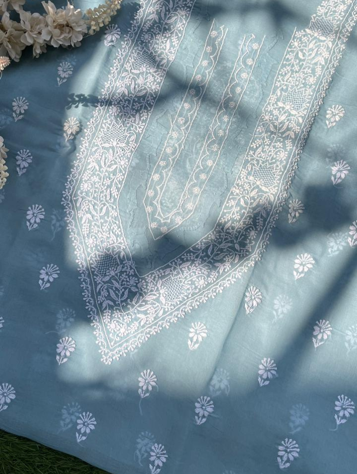 Ensemble chikankari élégant en voile de coton