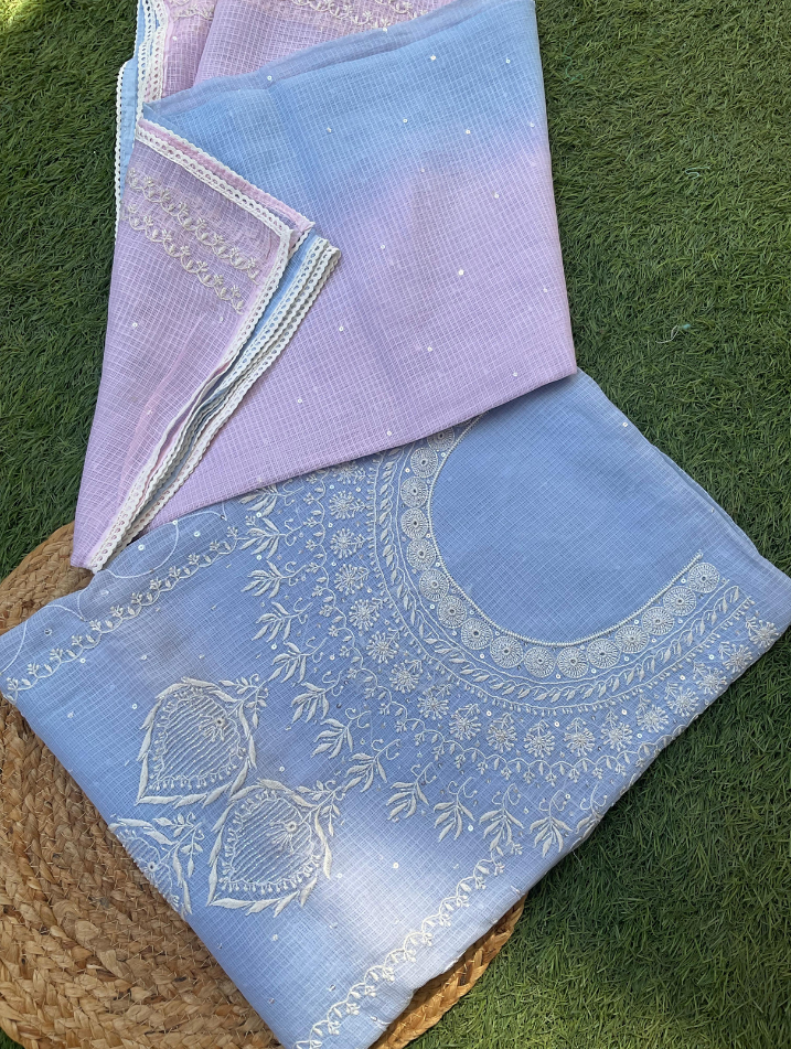 Ensemble Kota Chikankari non cousu