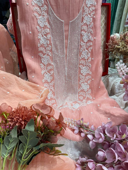 Ensemble kurta en pur coton mulmul avec broderie Chikankari et perles coupées (Cutdana) et dupatta (ensemble de 3 pièces) (cousu)