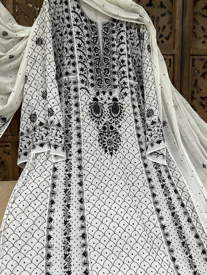 Ensemble Anarkali Élégant en Mulmul