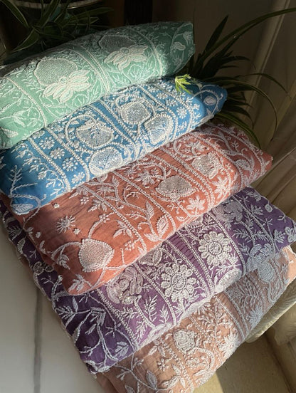 Ensemble vaporeux en chikankari de mulmul