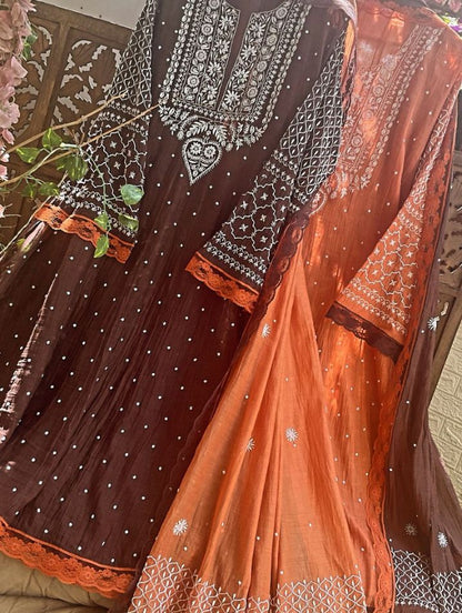 Ensemble intemporel en Chikankari de Mulmul