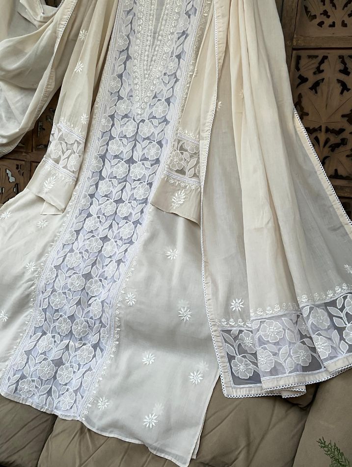 Ensemble Kurta Dupatta intemporel en Mulmul
