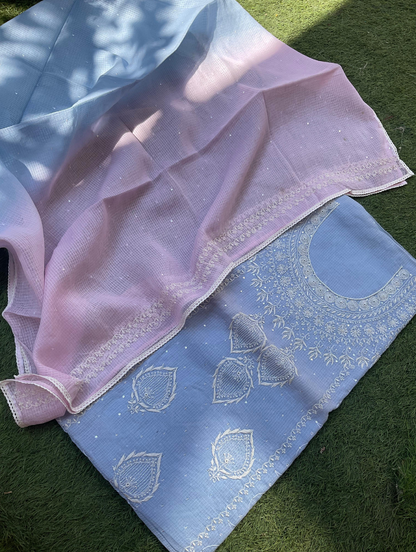 Ensemble Kota Chikankari non cousu