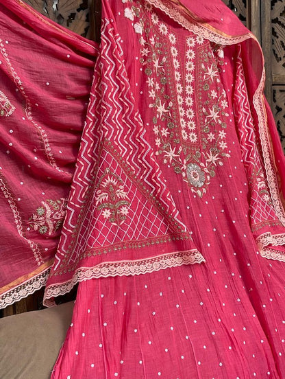 Ensemble Élégant en Mulmul Chikankari