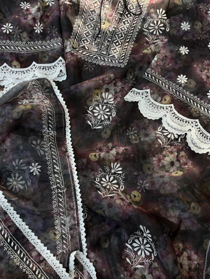 Ensemble festif en organza et chikankari