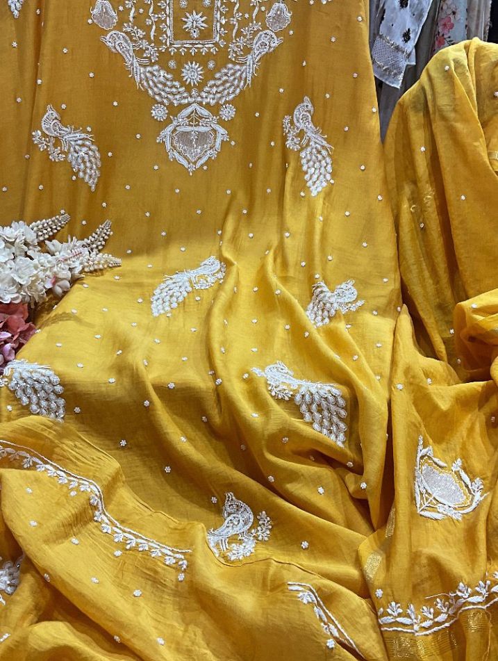 Ensemble Kurta Dupatta Mulmul Chikankari