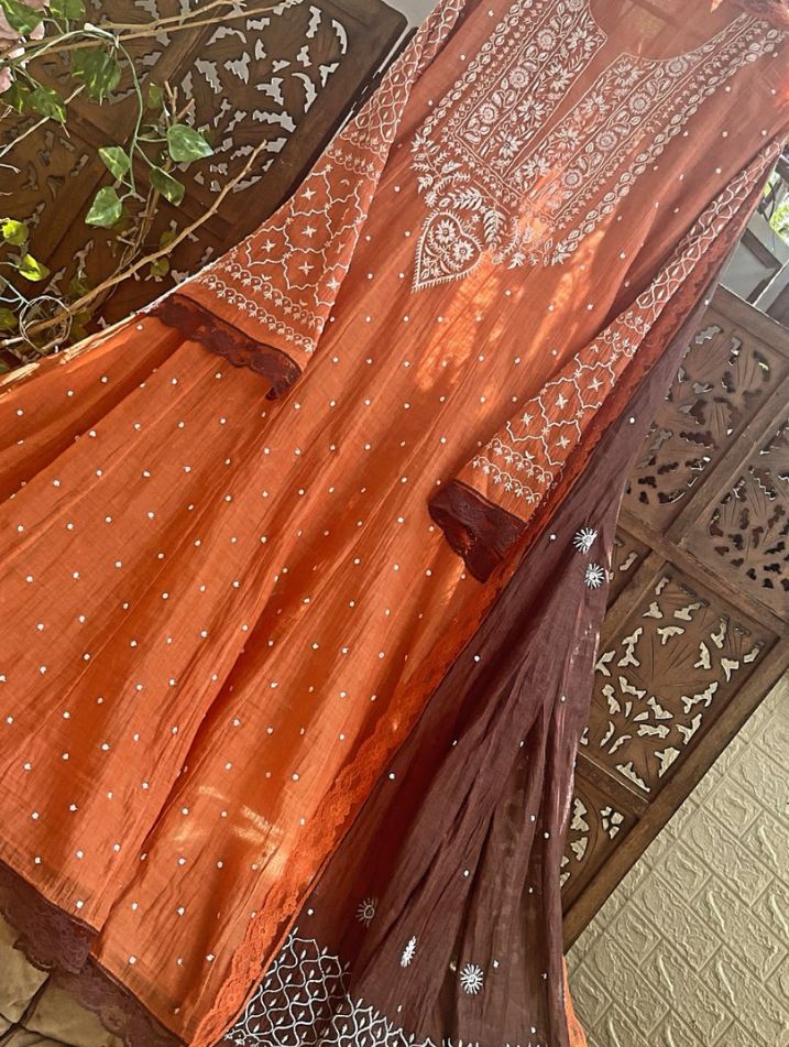 Ensemble intemporel en Chikankari de Mulmul