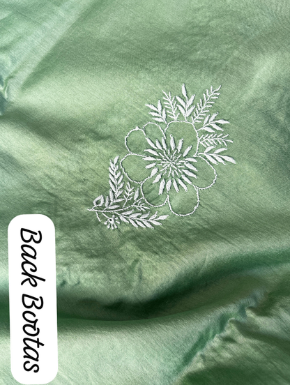 Ensemble Chikankari Pur Chanderi
