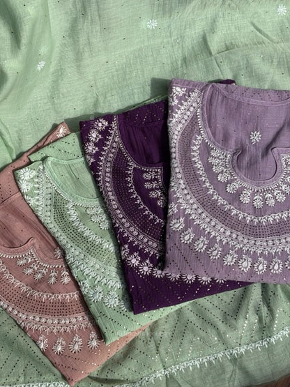 Ensemble de Kurta Chikankari en pur Mulmul avec travail Mukesh (Lot de 2) (Semi-cousu)
