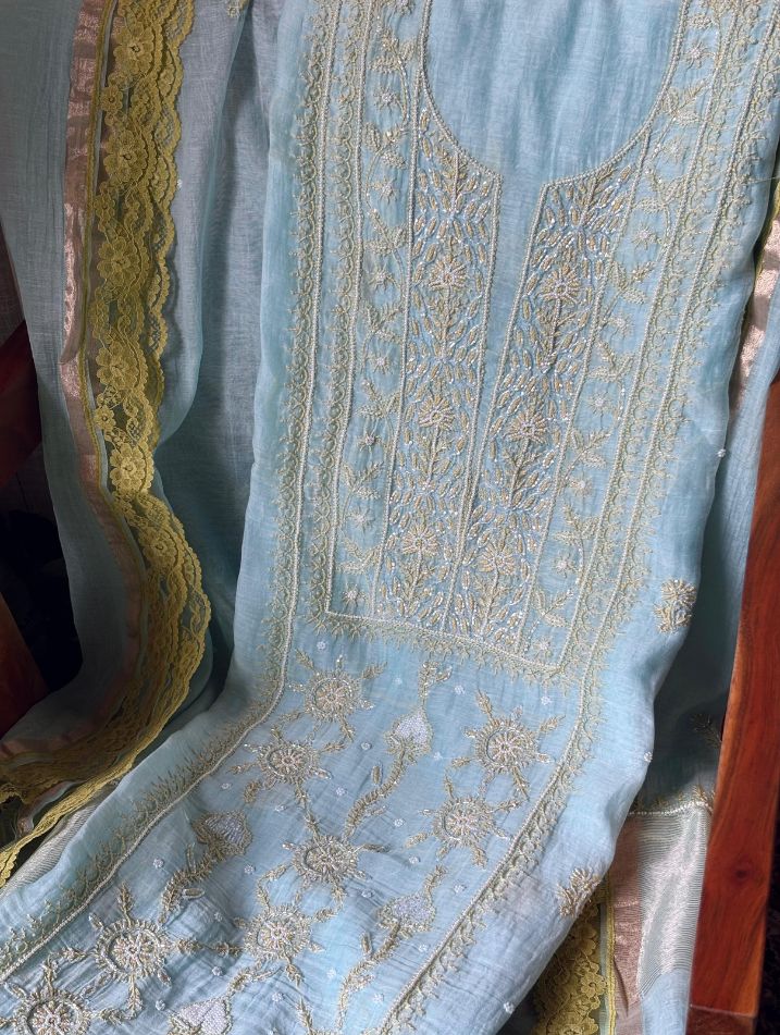 Ensemble trois pièces Breezy Mulmul Chikankari