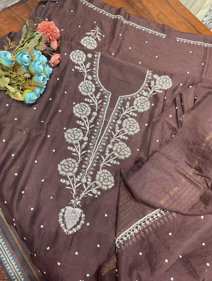 Elegant Mulmul Chikankari Ensemble