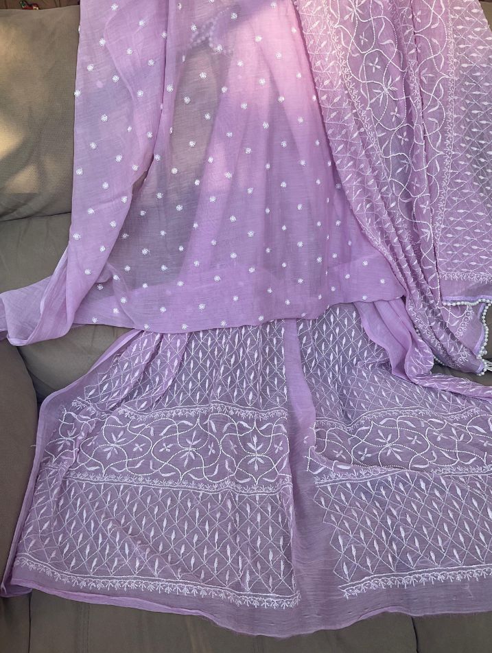Ensemble élégant en Mulmul Chikankari