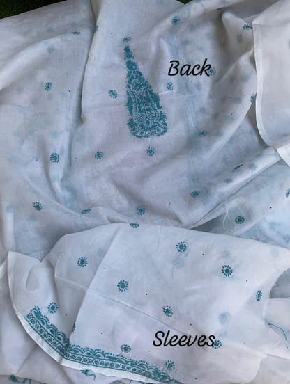 Ensemble gracieux en voile de coton Chikankari