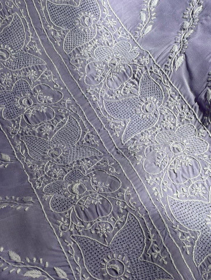 Ensemble de costume en voile de coton Loom avec broderie Chikankari fine et travail Haath Jaali avec dupatta en mousseline de soie