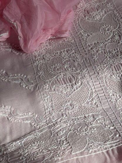 Ensemble Costume en Voile Pur Coton avec Broderie Chikankari Fine et Travail Haath Jaali avec Dupatta en Mousseline (Lot de 3)