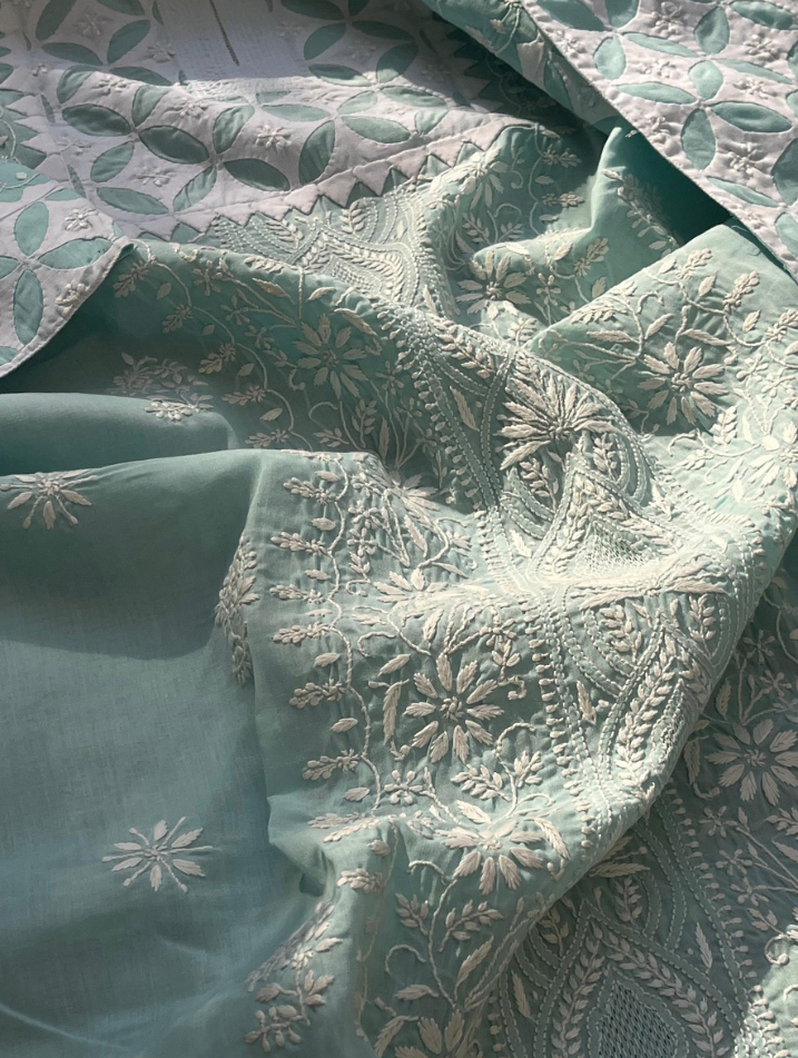 Élégance en voile de coton semi-cousu