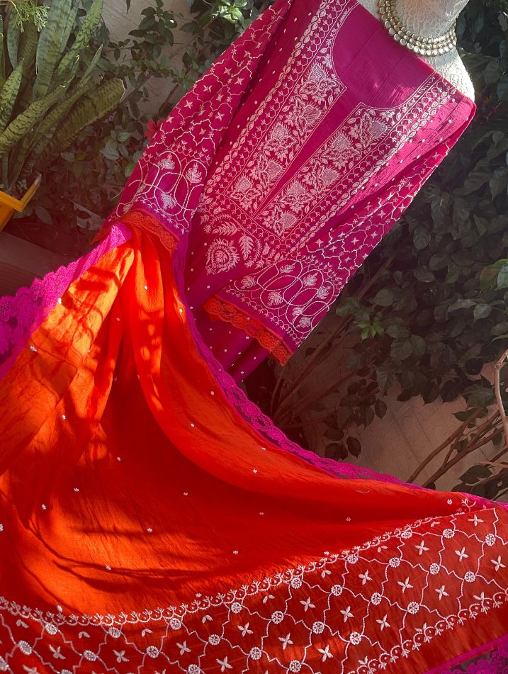 Ensemble Kurta Pur Mulmul avec Travail Chikankari & Cutdana et Dupatta Orné (Lot de 3) (Semi-Cousu)