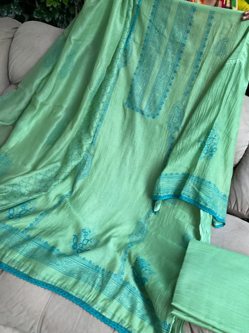 Pure Mulmul Kurta Set with Handblock Print &amp; Artisanal Printwork with Printed Dupatta (Set of 3) (Unstitched)