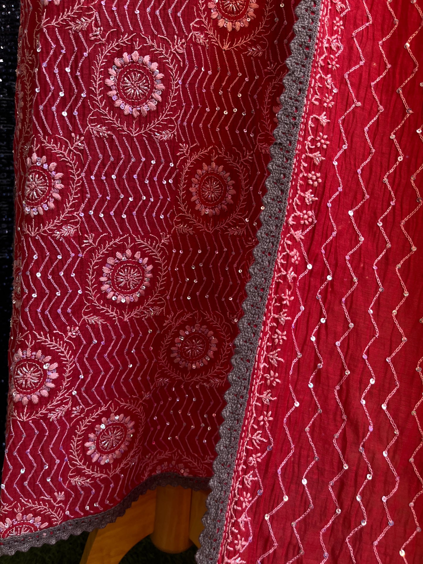 Red mulmul straight kurta set