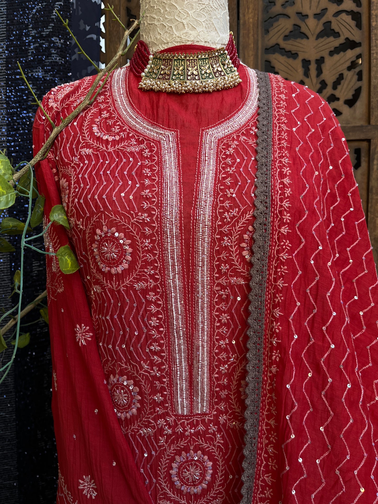 Red mulmul straight kurta set