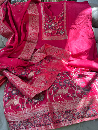 Gorgeous Banarasi Kurta Set