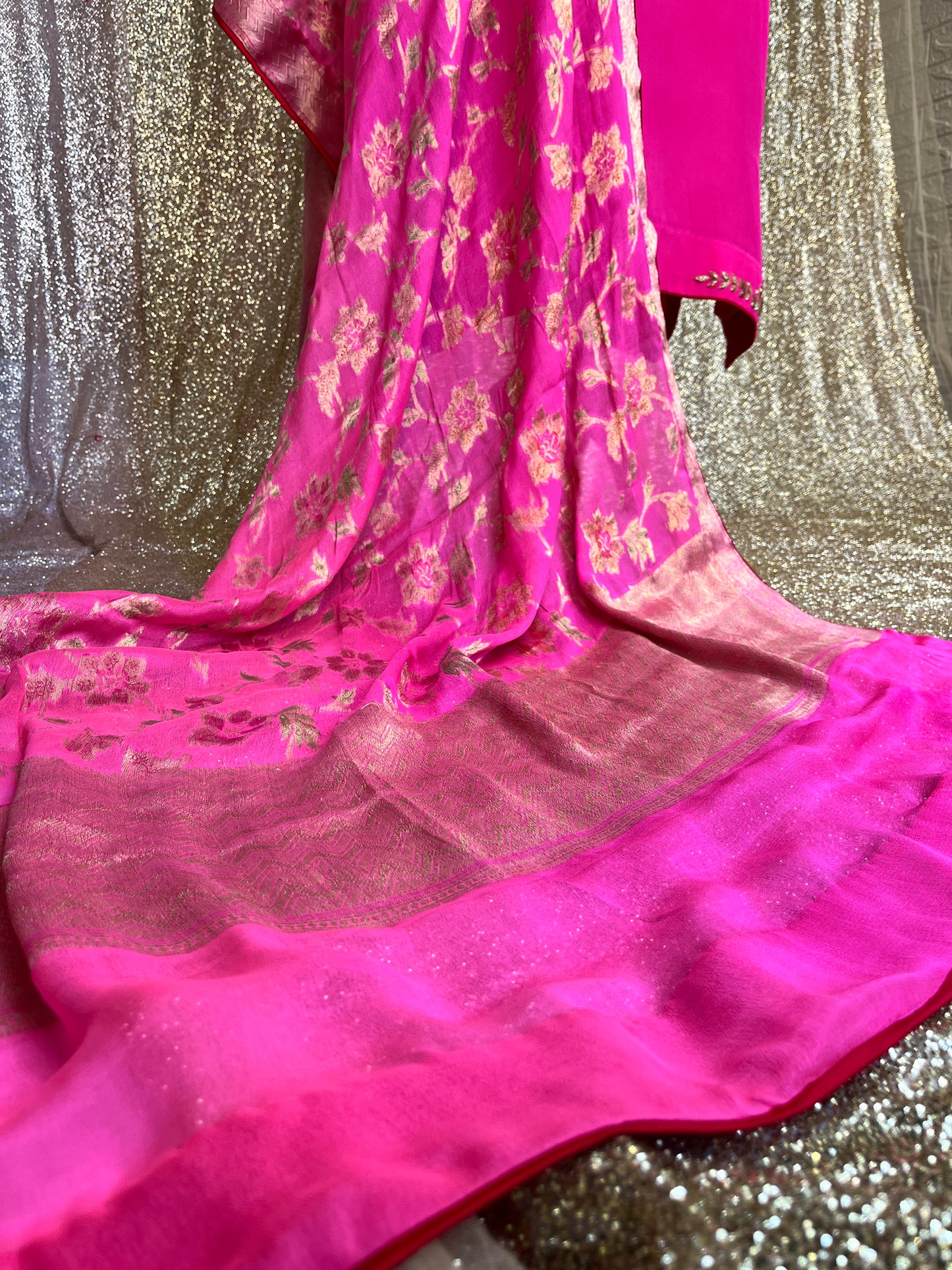Neon pink pure crepe kurta set  with banarsi dupatta