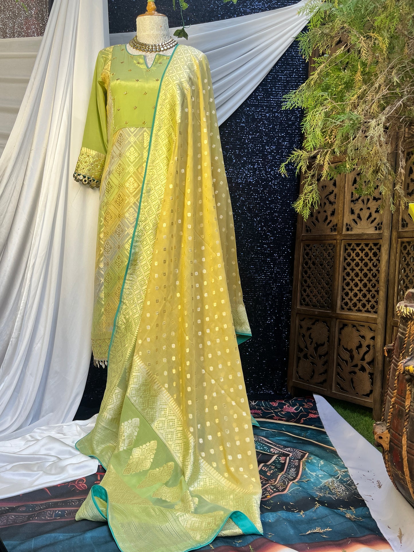 Georgette Khaddi Banarasi silk kurta set