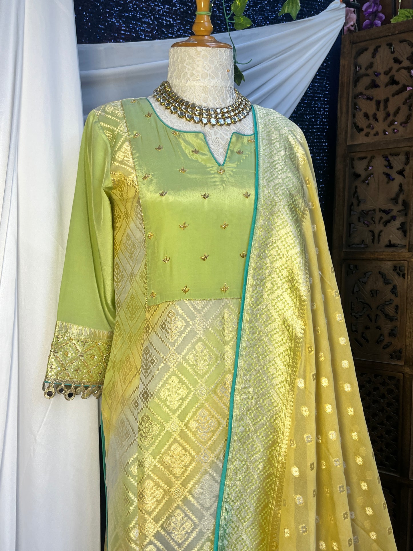 Georgette Khaddi Banarasi silk kurta set