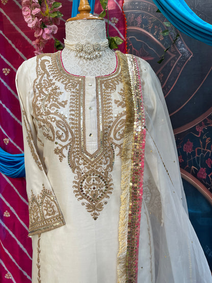 Royal Gold–Ivory Kurta Set with dupatta