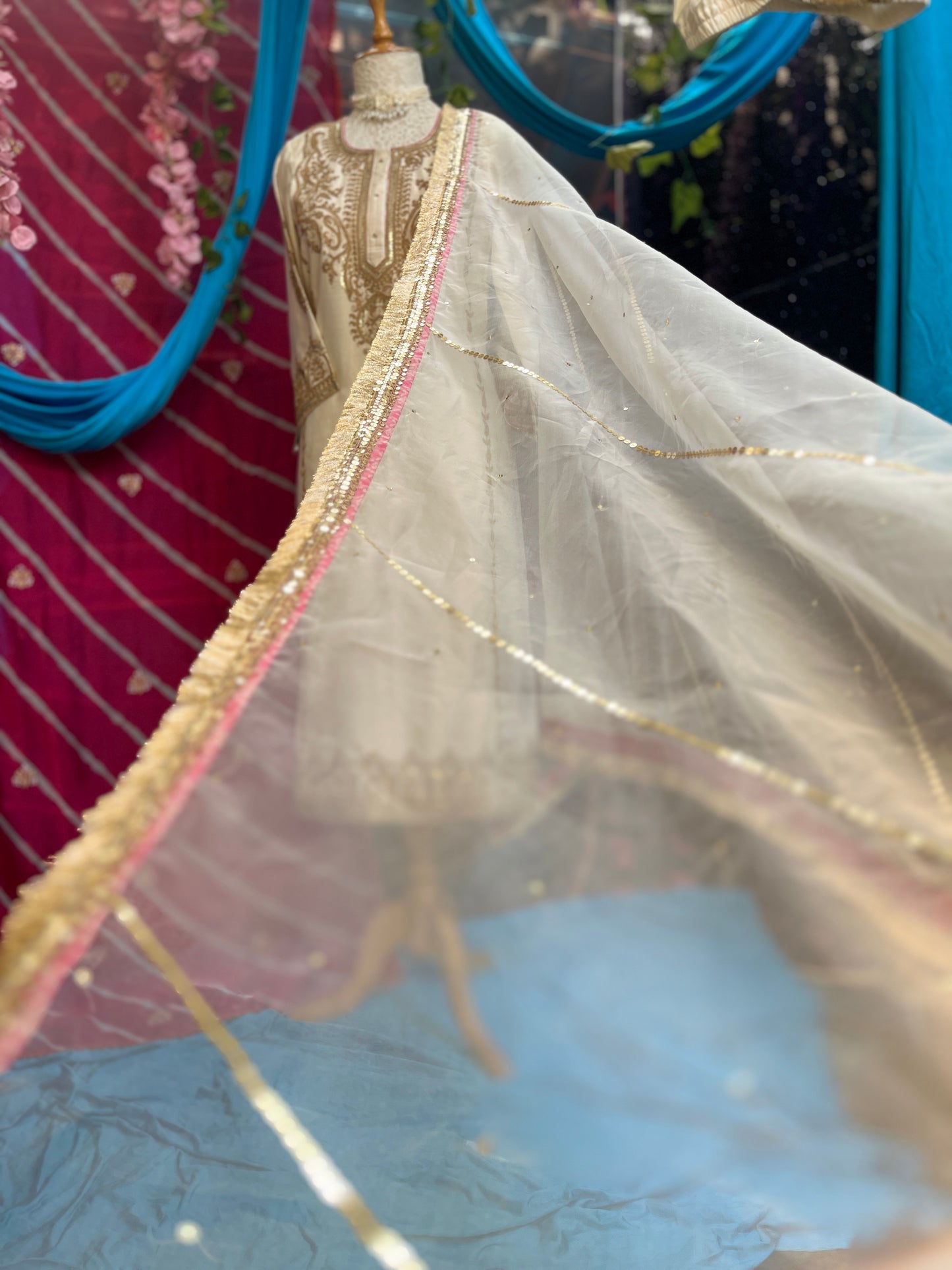 Royal Gold–Ivory Kurta Set with dupatta