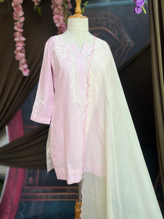 Pink Short Kurta Set with delicate thread and mirror work