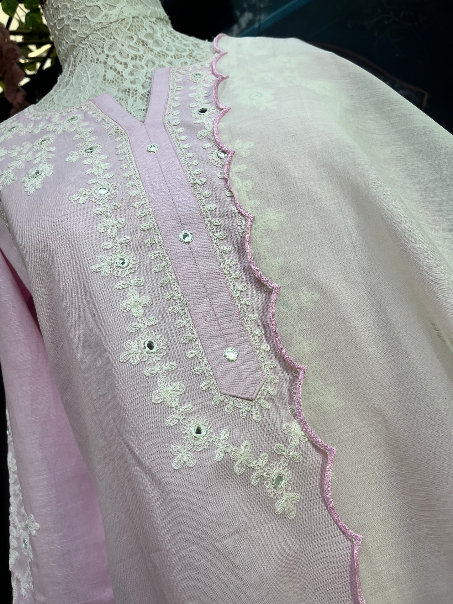 Pink Short Kurta Set with delicate thread and mirror work