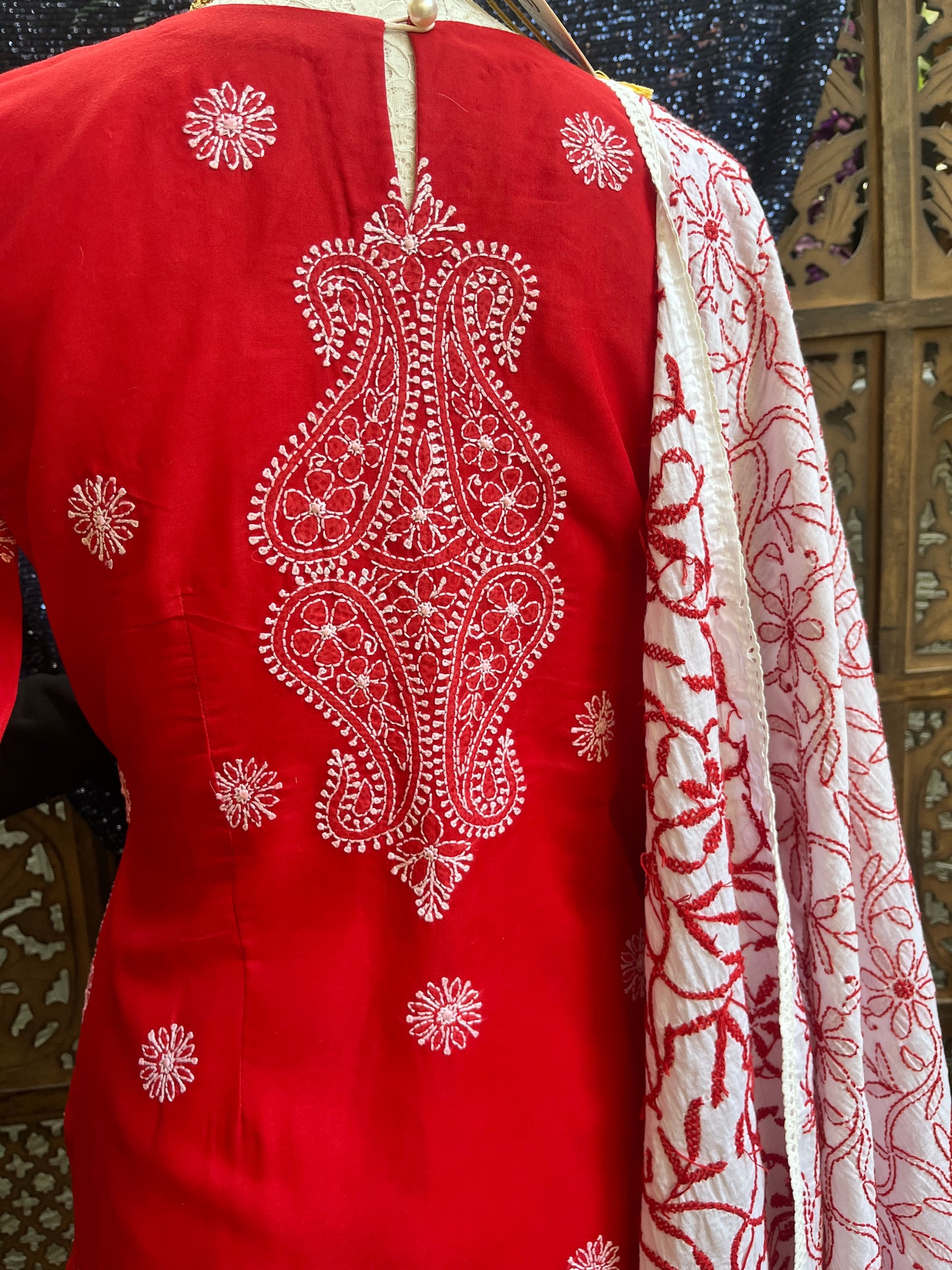 Short red kurta set