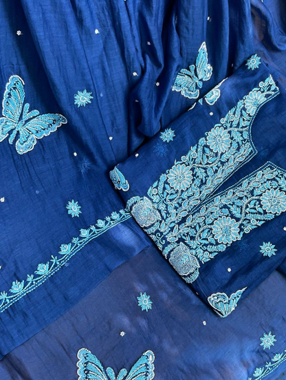 Subtle Grace in Pure Mulmul – A Whimsical Handcrafted Ensemble