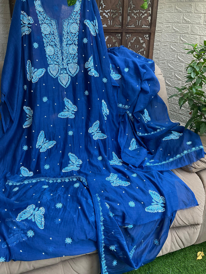 Subtle Grace in Pure Mulmul – A Whimsical Handcrafted Ensemble