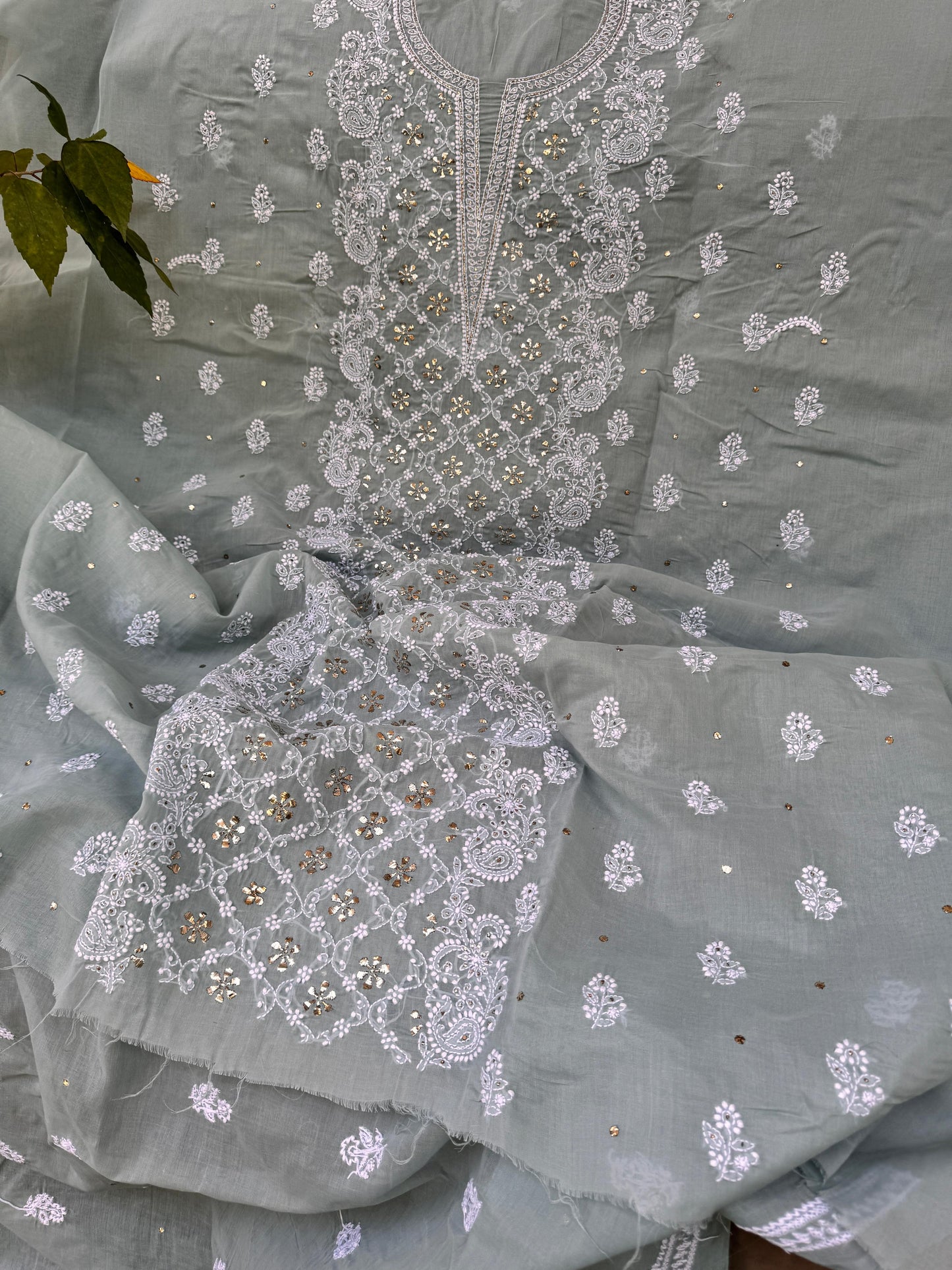 Cotton voile kurta with fine Chikanakri