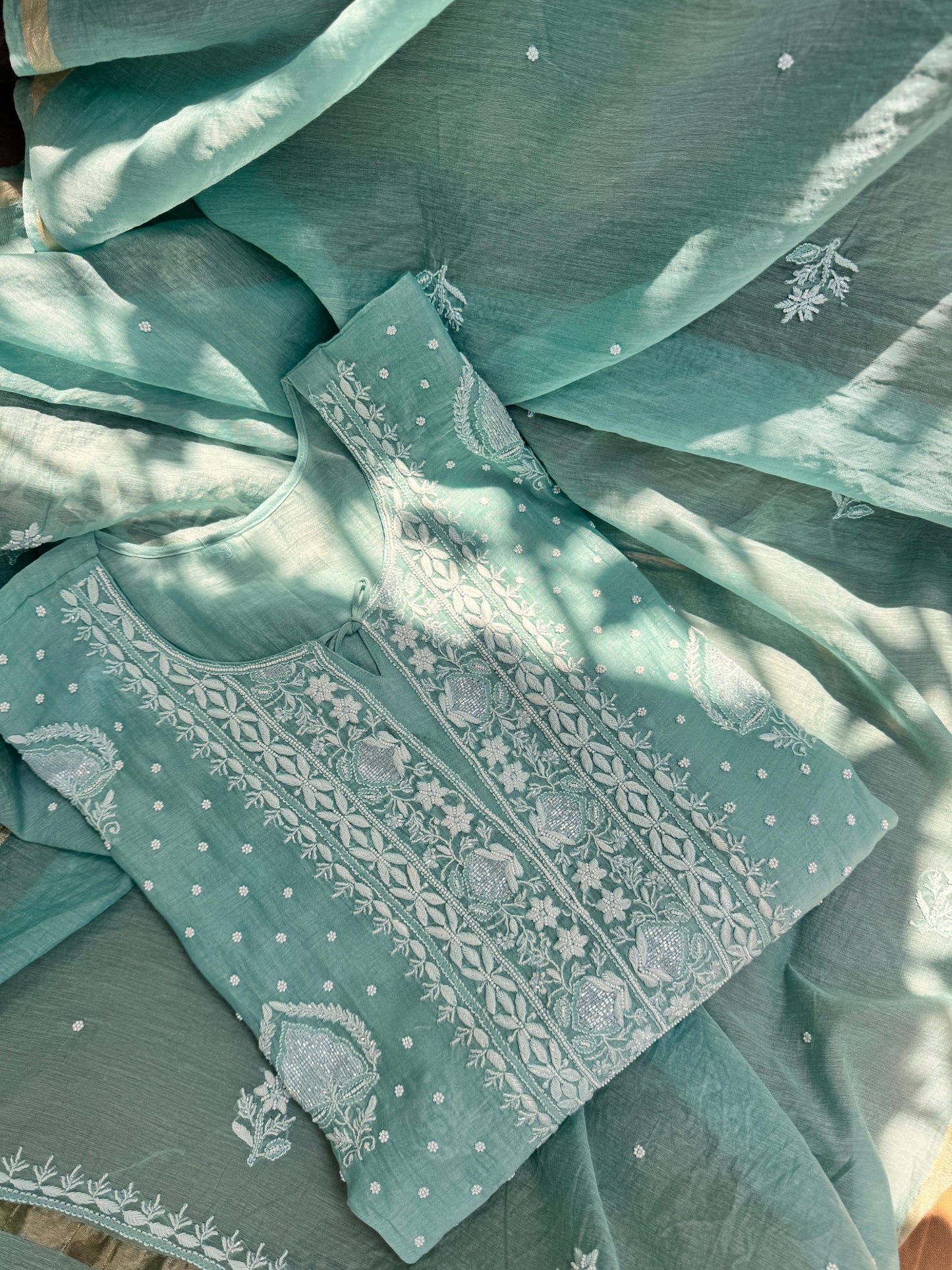 Finest Mulmul Kurta with chikankari embroidery