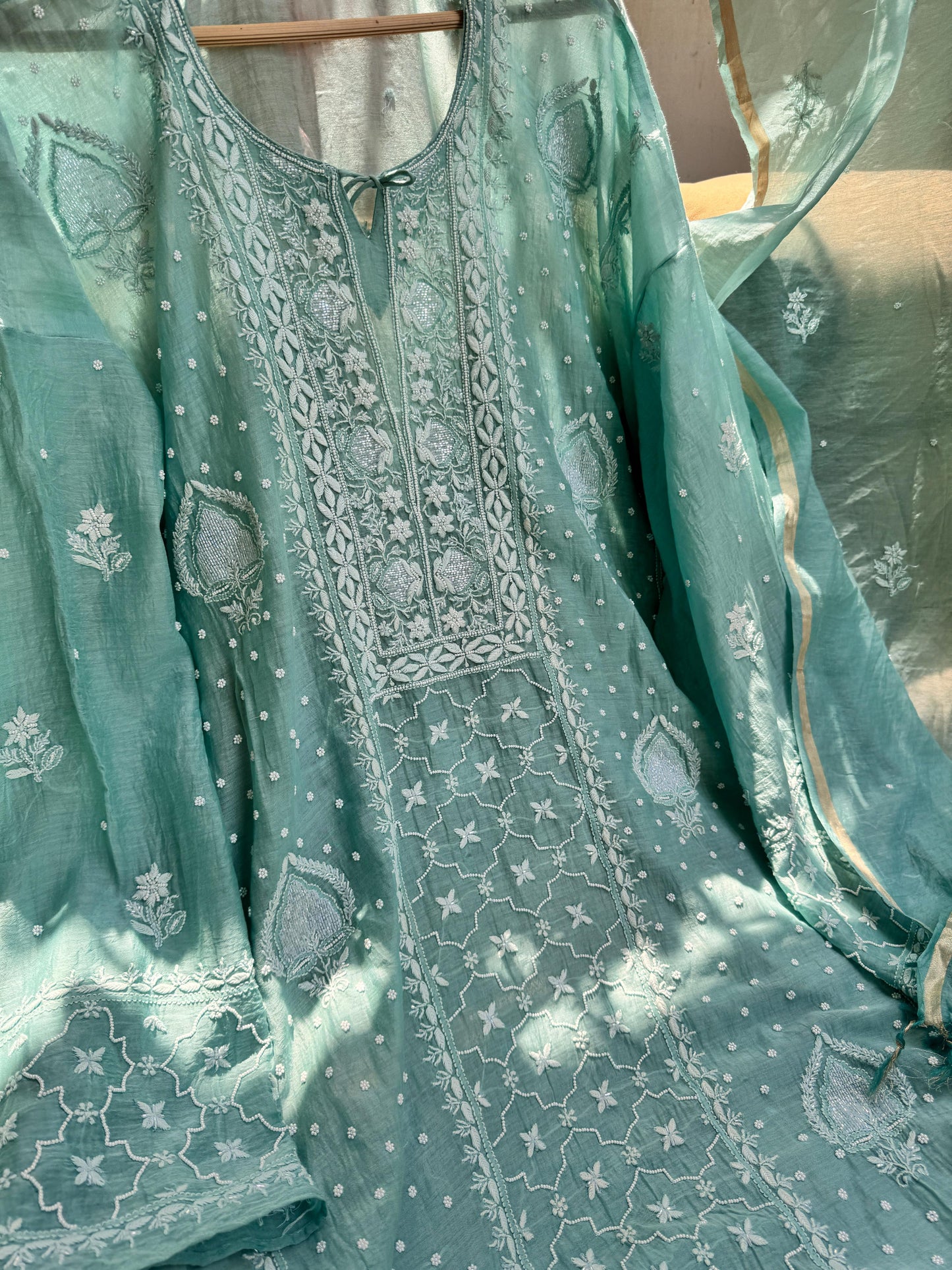 Finest Mulmul Kurta with chikankari embroidery