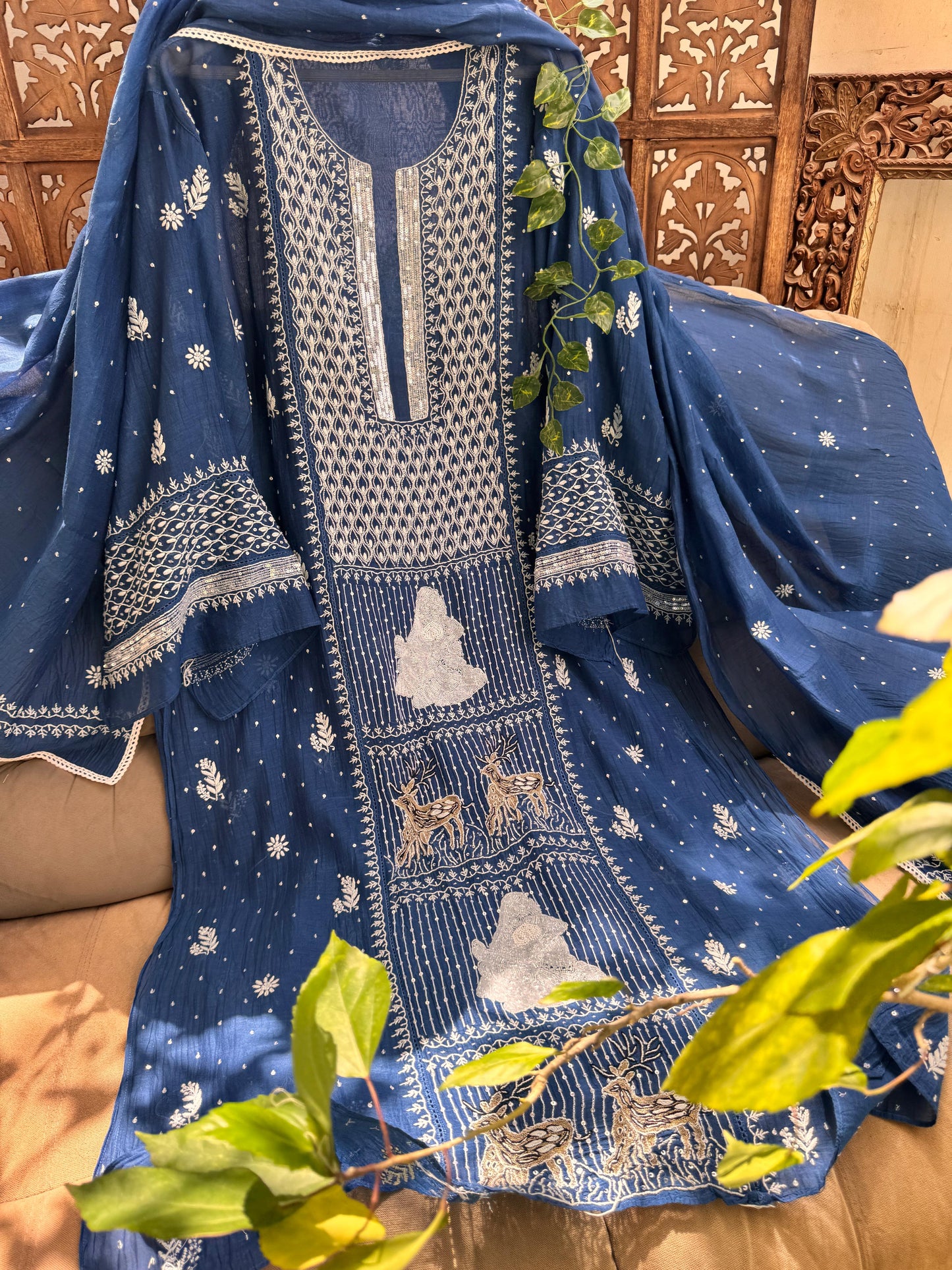 Mulmul Kurta and Dupatta with Chikankari Embroidery