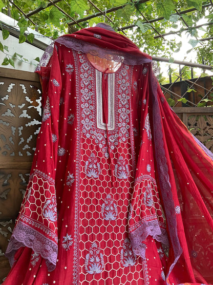 Maroon Muse Hand Embroidered Malmal Chikankari Kurta Set