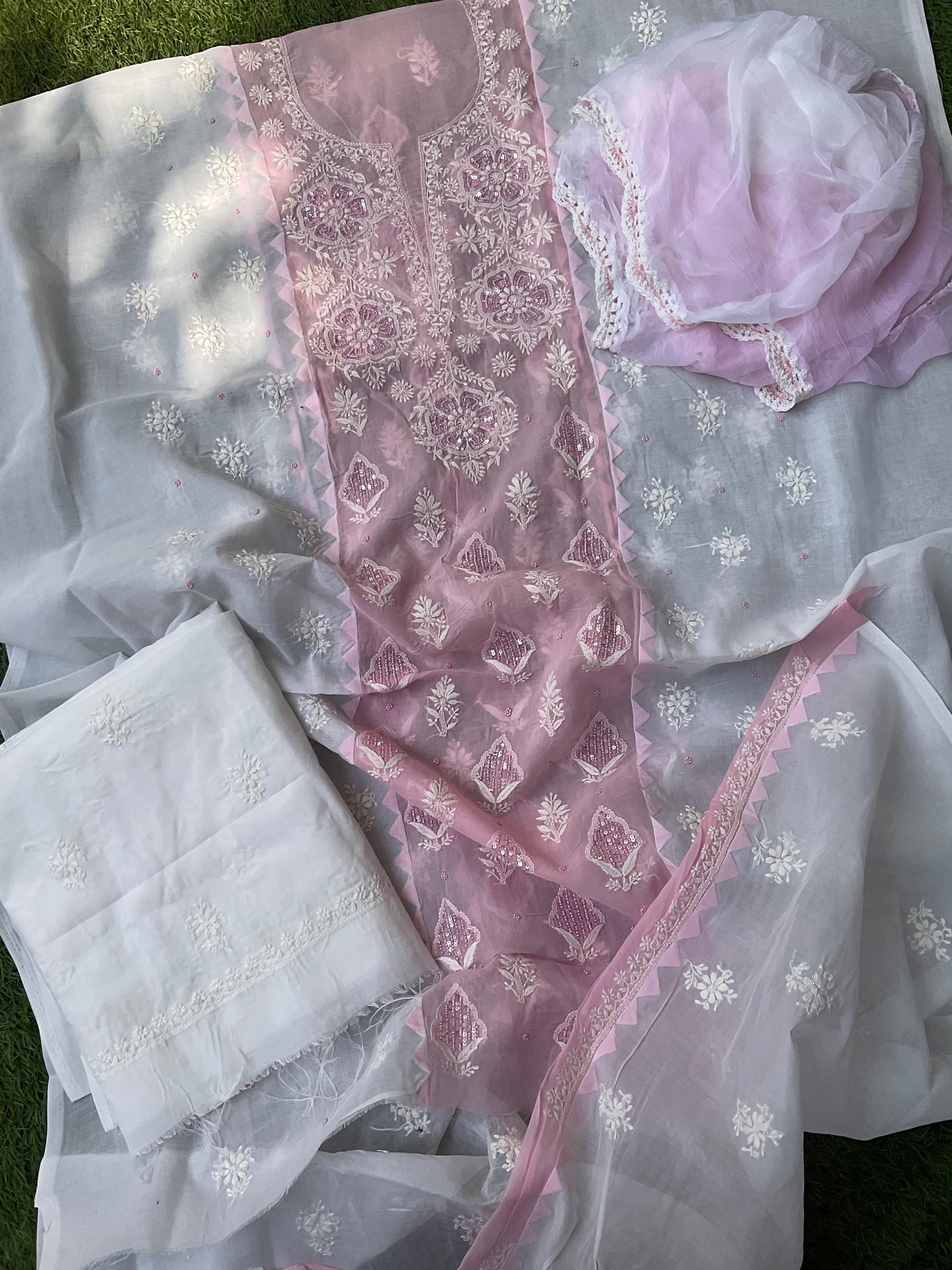 Elegant 3 Piece Cotton Kurta Set with Intricate Darz Ka Kaam & Add Ons