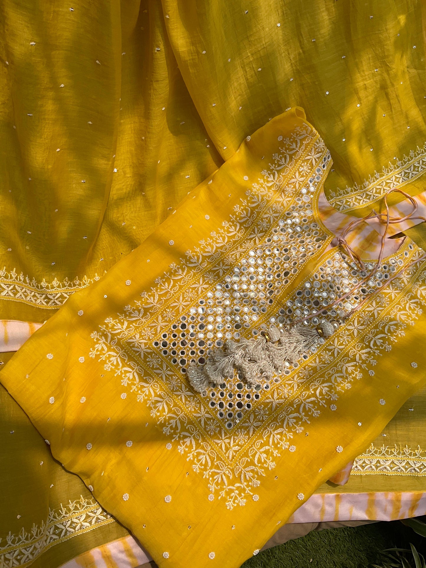 Malmal kurta set with Mirror Magic