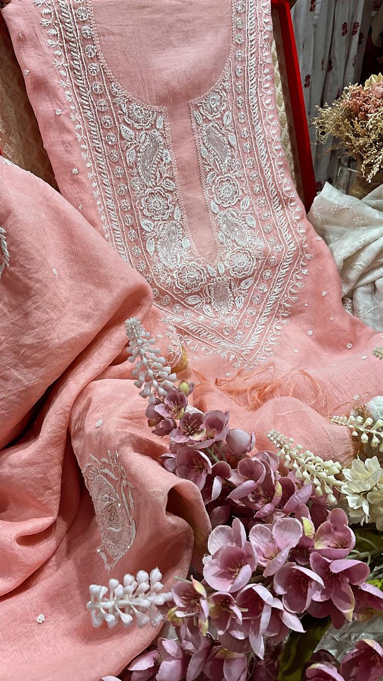 Elegant Motif Ensemble – Mulmul Kurta Set with Pearl & Cutdana Accents