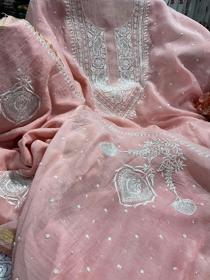 Elegant Motif Ensemble – Mulmul Kurta Set with Pearl & Cutdana Accents